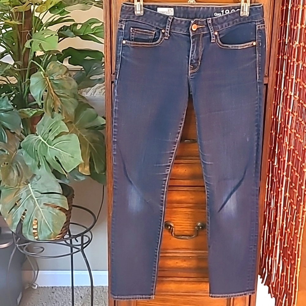 GAP Always Skinny jeans Size 27s
